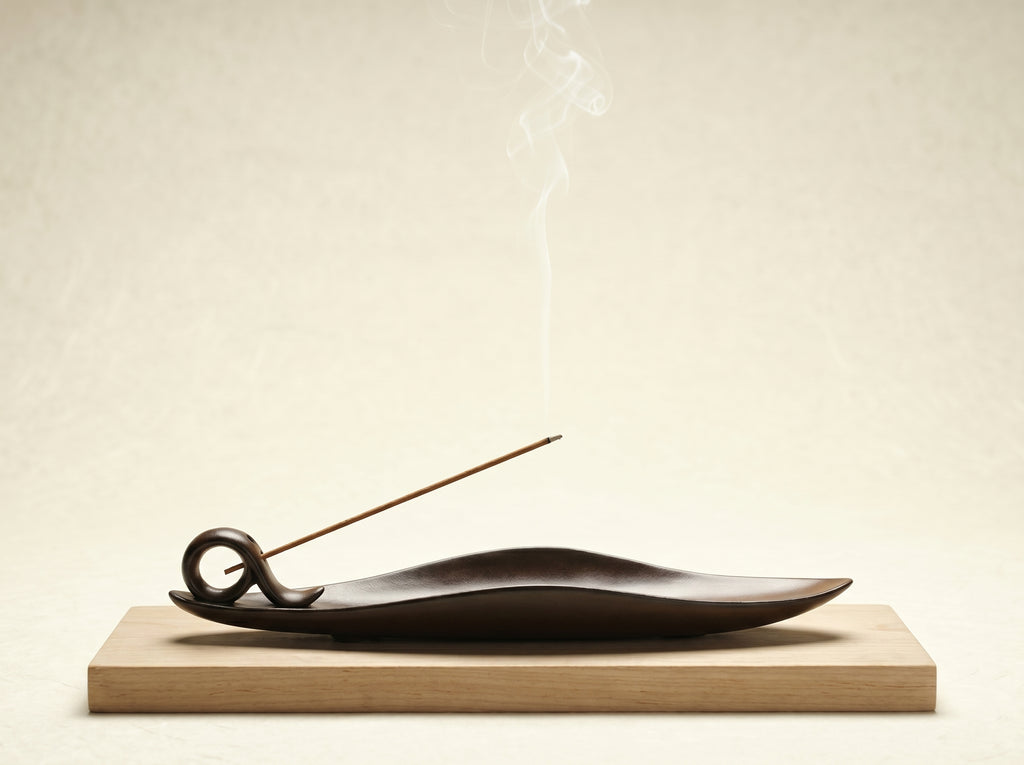 Zenflowing Taoist Serenity Boat Ceramic Incense Holder